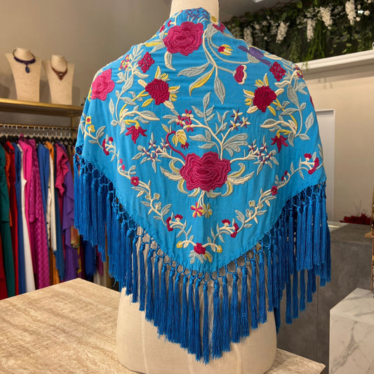 Mantón azul oceáno