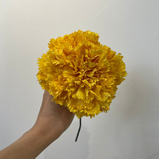 Clavel amarillo