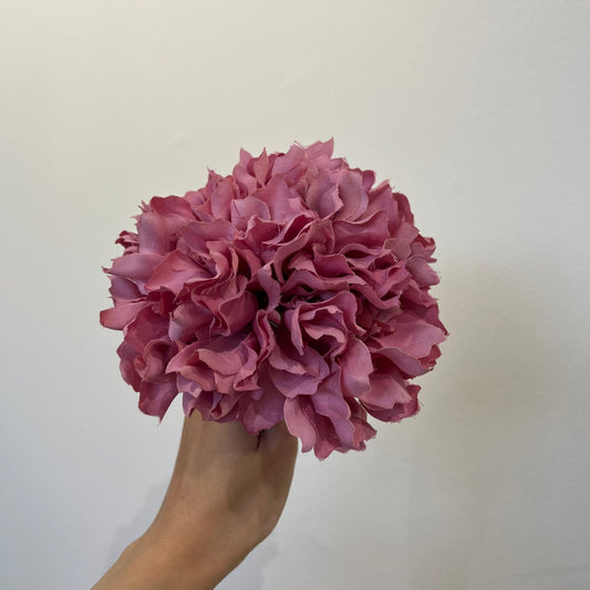 Dalia rosa maquillaje