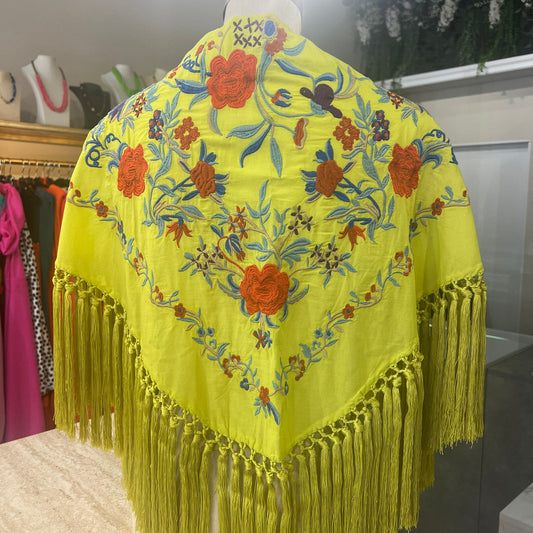 Mantón Soleá lima con coral fuerte