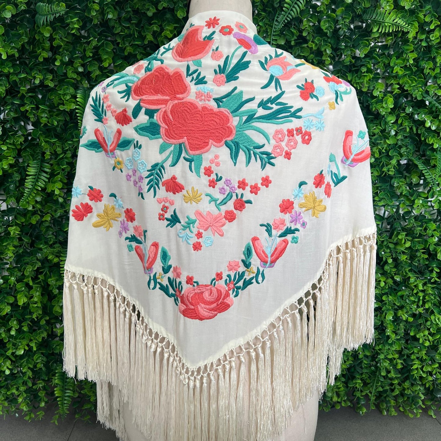 Mantón Cantiña beige